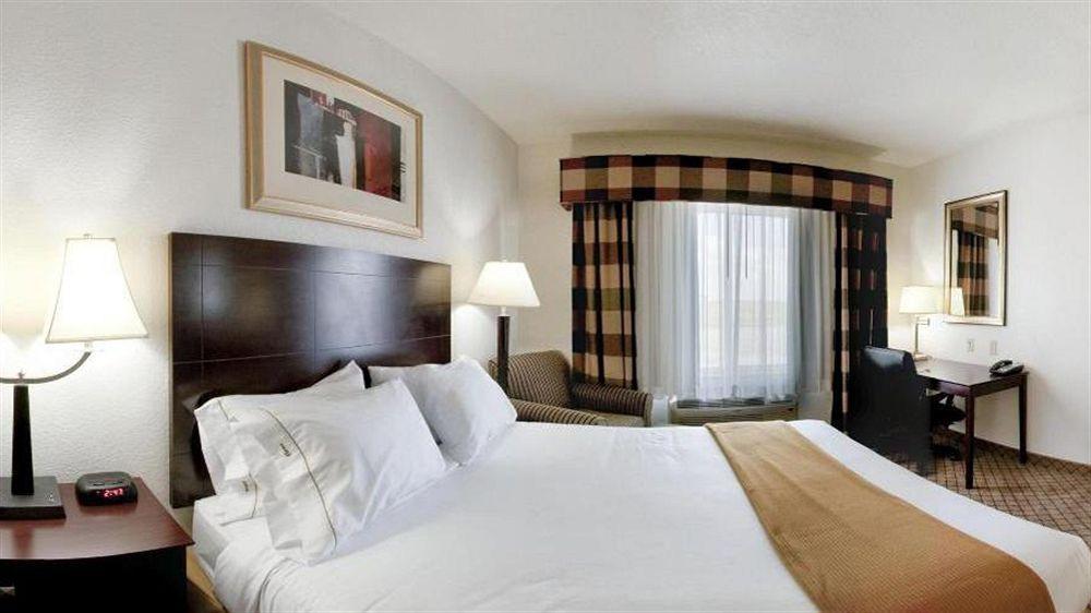 Holiday Inn Express Childress By Ihg Extérieur photo